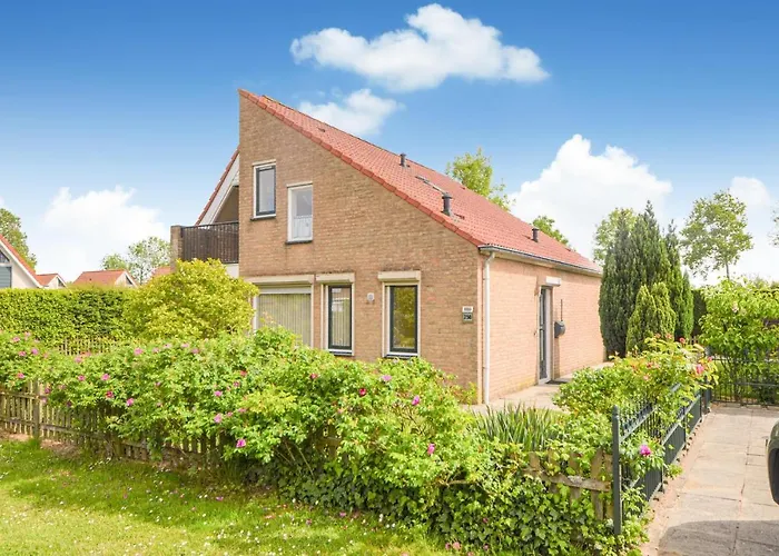 Stunning Home In Breskens With Kitchen