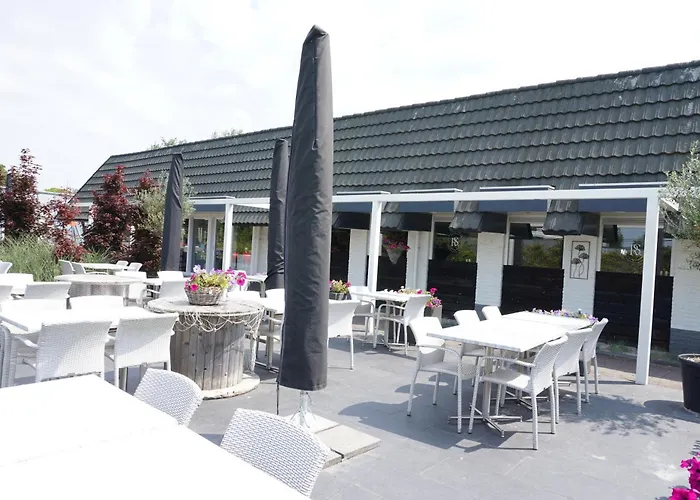 Kustverhuur, Park Schoneveld, Duinroos 102