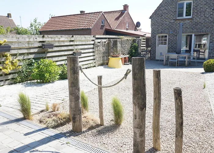 Kustverhuur, Nieuwesluisweg 6A